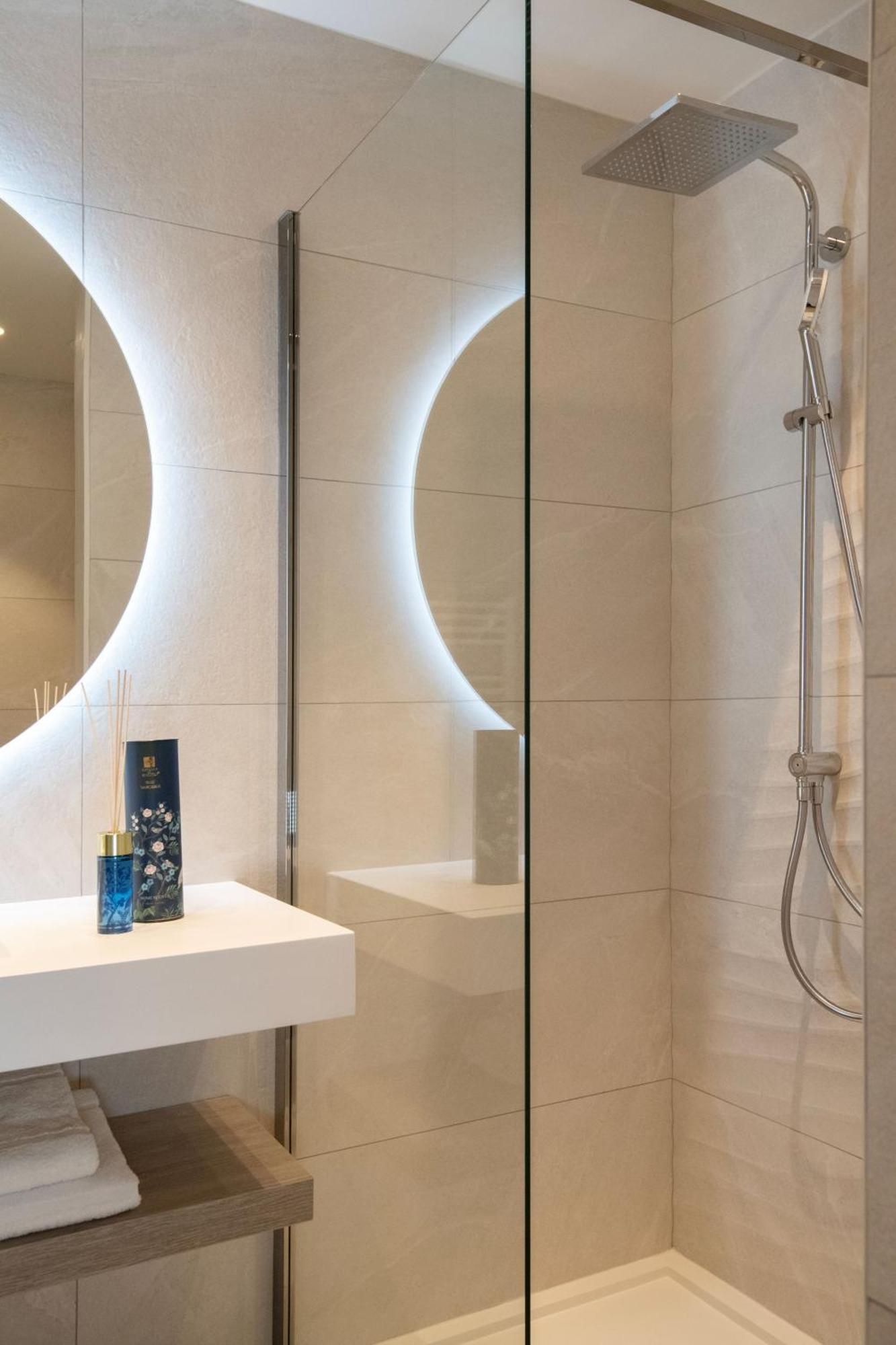 Residence Hoteliere Chambord Au Coeur De Menton - Entierement Renovee Kültér fotó